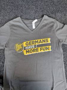 lot 805 image: Lot of (4) NEW Ladies Small Short Sleeved T-Shirts, Various Imprints