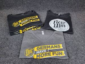 lot 809 image: Lot of (5) NEW Ladies 2XL Short Sleeved T-Shirts, Various Imprints