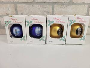 lot 546 image: (4) New Ulm, MN Heritage Tree and Bohemian Statue Christmas Bulb Ornaments