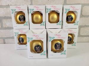 lot 555 image: (10) New Ulm, MN Bohemian Statue Christmas Bulb Ornaments