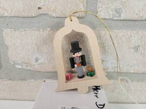 lot 568 image: Erzgebirge Wooden Figure - 3.5 Tall - Made in Germany