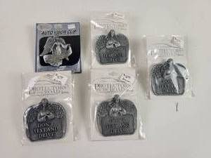 lot 728 image: (5) Metal Inspirational Car Visor Clips