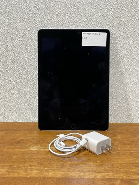 lot 1 image: 2015 Apple iPad Air 2