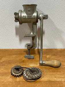 lot 11 image: Climax Table Mount Meat Grinder