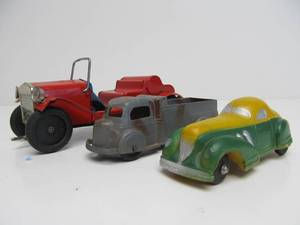 lot 87 image: 3 Old Vintage Toy Vehicles