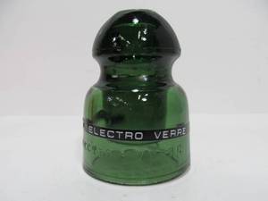 lot 16 image: L Electro-Verre CD 545 Green Glass Insulator