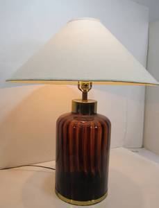 lot 197 image: Vintage Mid Century Amber Blown Art Glass Table Lamp 29