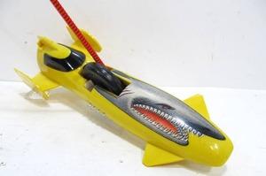 lot 214 image: Nice Vintaeg 1970 Kenner SSP Laker Special wRip Cord - Yellow