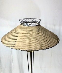 lot 1 image: Fantastic 1950s Mid Century Atomic Floor Lamp wOrig Fiberglass Shade