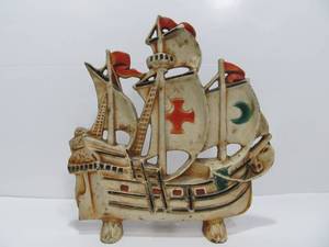 lot 272 image: Original Old Vintage Cast Iron Ship Doorstop 