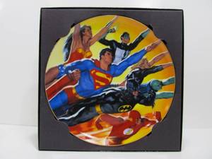 lot 277 image: Warner Bros Collectors Edition Superhero Plate