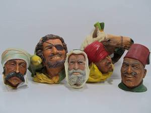 lot 278 image: Collection of Vintage 1960s Chalkware BOSSON Heads