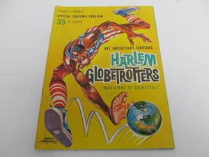 lot 254 image: Vintage 1961-1962 Harlem Globetrotters Basketball Program