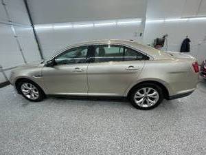 2010 Ford Taurus SEL