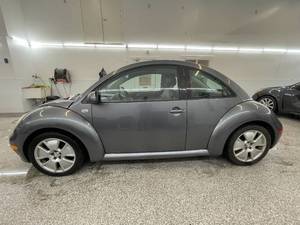 2002 Volkswagen New Beetle Turbo S - MANUAL