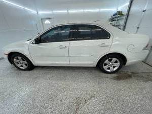 2008 Ford Fusion SE - 2 OWNERS