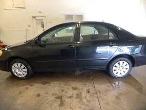 2004 Toyota Corolla - 1 OWNER - Manual
