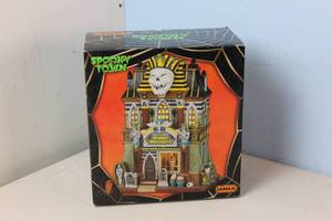 Lemax Spooky Town Thats A Wrap Mummy Mortuary # 25850 - Open Box