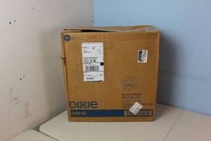 Box of Dixie D9542 Dome Plastic Hot Cup Lid