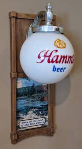 lot 11 image: Vintage 1960s Hamms Beer Advertising Beer Light