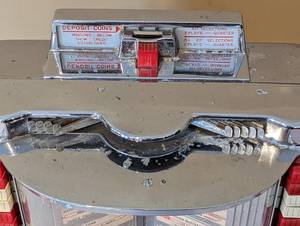 lot 26 image: AMI Wallbox Jukebox Model WQ-200