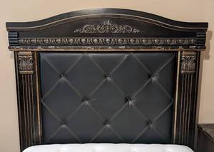 lot 13 image: Mahogany Queen Bed Frame and Matching Nightstand