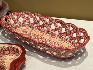 lot 67 image: Three Pieces of Temptations Ware