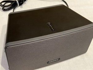 lot 72 image: Sonos Play3 Speaker