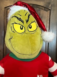 lot 27 image: Life Size Animated Grinch Figurine