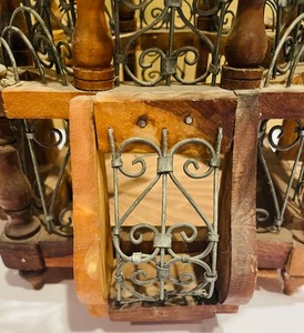 lot 133 image: Ornate Wooden and Wire Birdcage Decor