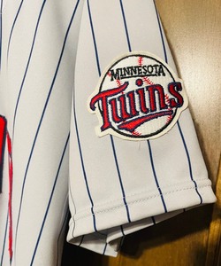 lot 147 image: Minnesota Twins Baseball Jersey