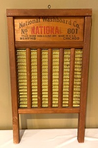 lot 211 image: Vintage Washboard by The National Washboard Co