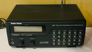 lot 212 image: Uniden Bearcat Portable Scanner