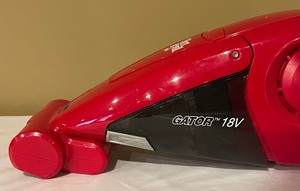 lot 219 image: Dirt Devil Gator Hand Vacuum