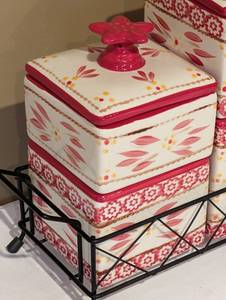 lot 114 image: Temptations Old World Canister Set