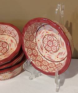 lot 161 image: Temptations Old World Bowl Sets