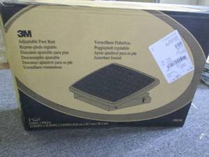 3m adjustable foot rest ...