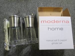 new manual salt and pepper grinder ...