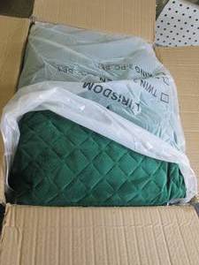 new bedspread and shams ...