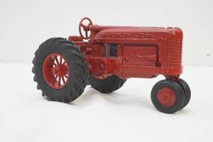 lot 45 image: Hubley tractor