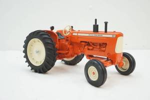 lot 51 image: Allis Chalmers