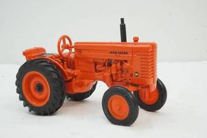 lot 62 image: John Deere
