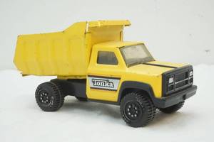 lot 66 image: Tonka Dump Truck