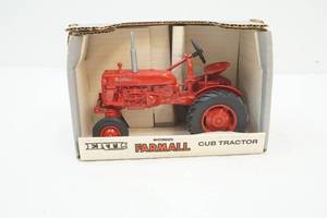 lot 129 image: Farmall cub tractor