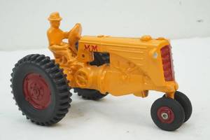lot 137 image: Minneapolis Moline tractor