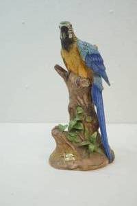 lot 261 image: Ezra Brooks Jim beam decanter
