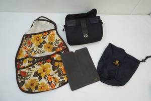 lot 265 image: Cloth bags