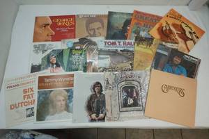 lot 271 image: record albums