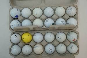 lot 289 image: Golf balls