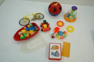 lot 301 image: Children toys